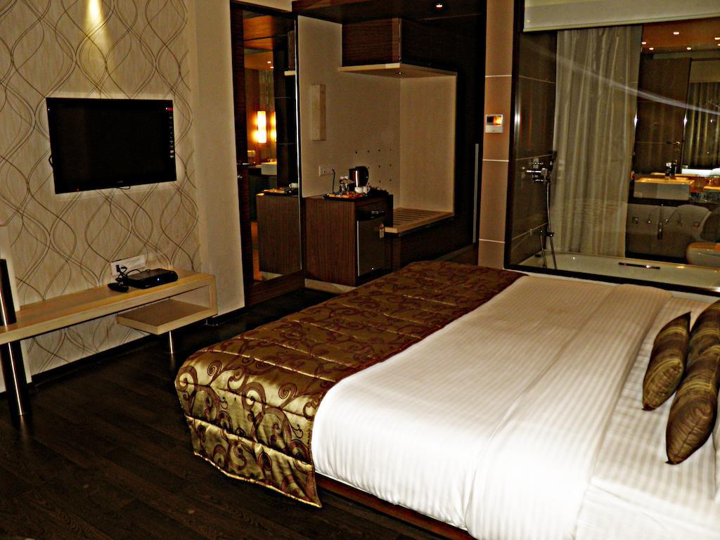 Sentosa Resorts & Water Park Chinchvad ห้อง รูปภาพ